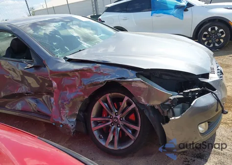 2011 Hyundai Genesis 3.8 Track из США, поврежденный, VIN KMHHU6KH2BU047048